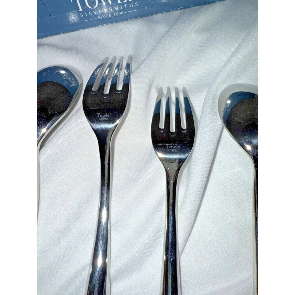 Towle 5 Pc PETAL Stainless Satin 18/8 Beveled Tip Place Setting Disc New In Box